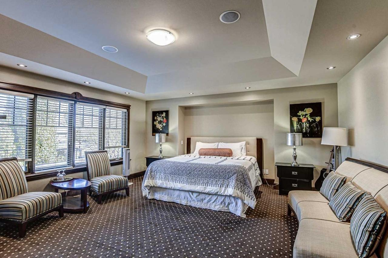 Westmount River Inn Calgary Bagian luar foto