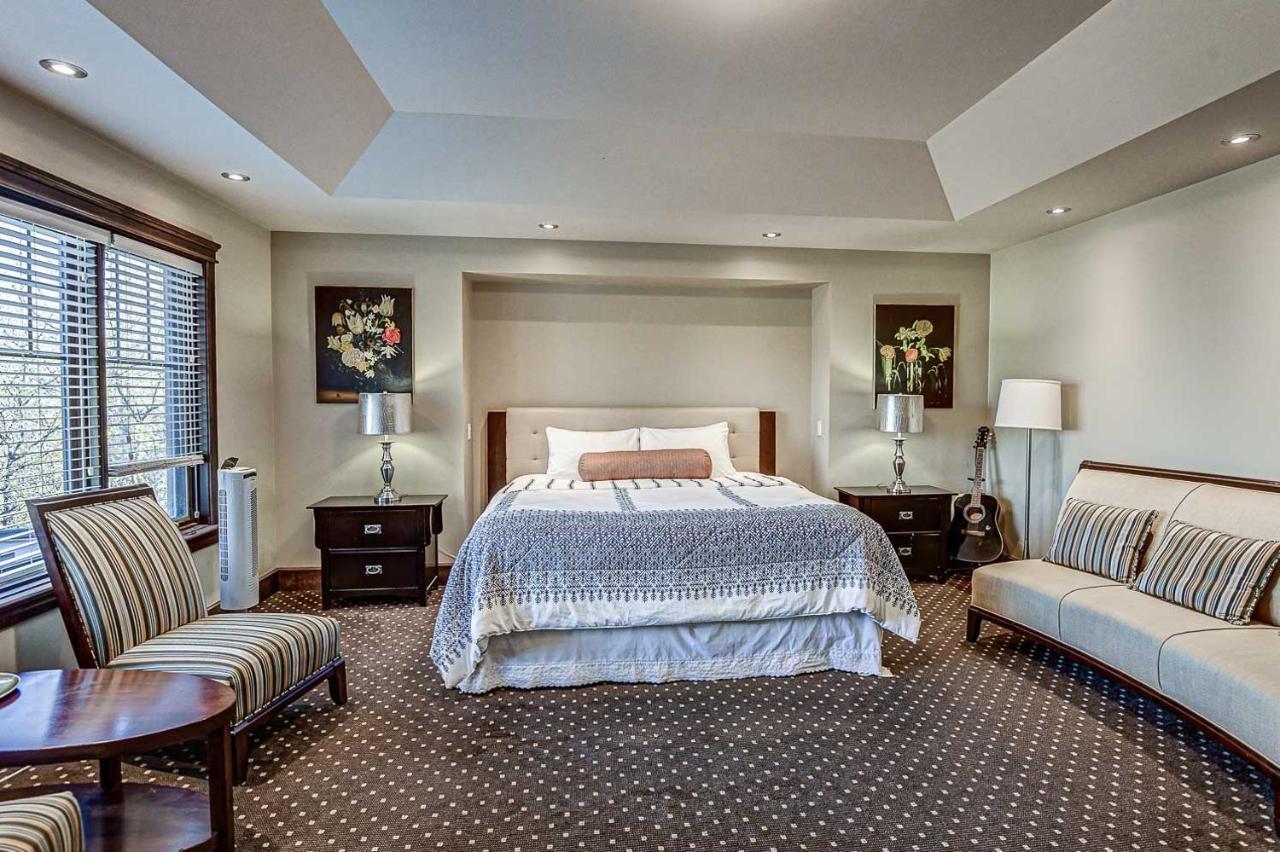 Westmount River Inn Calgary Bagian luar foto
